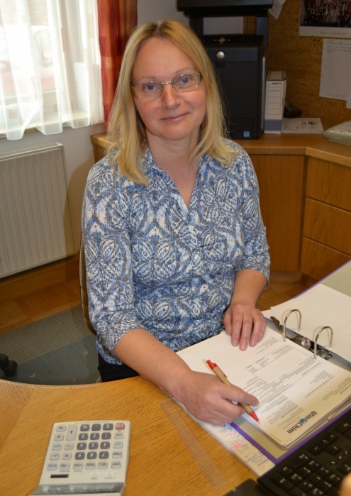 Ingrid Ressler
Sekretärin